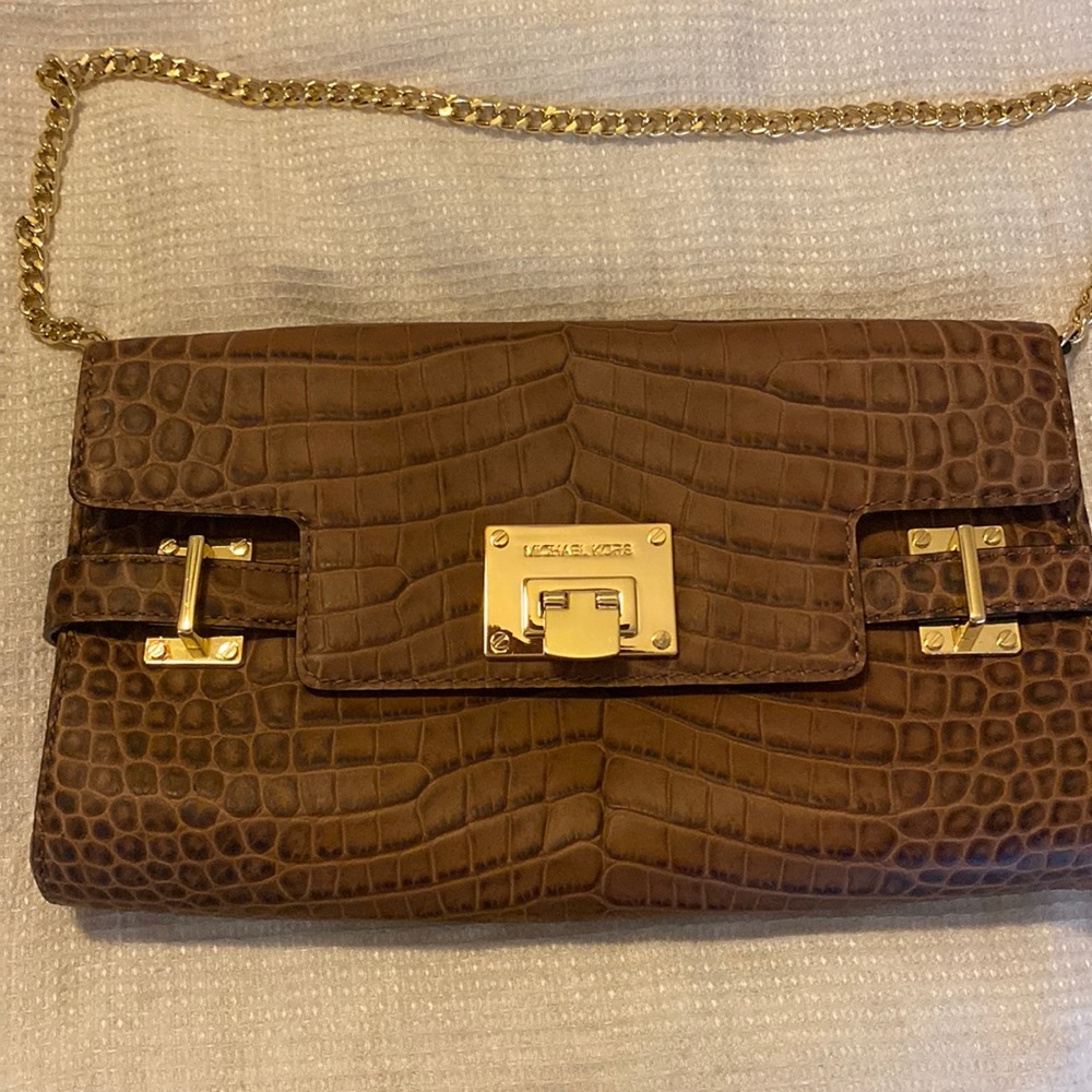 Micheal Kors clutch